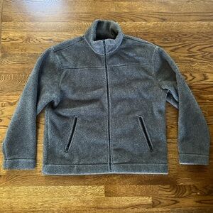 Men’s Gap fleece jacket